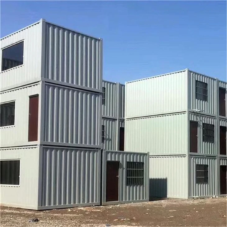R (4)